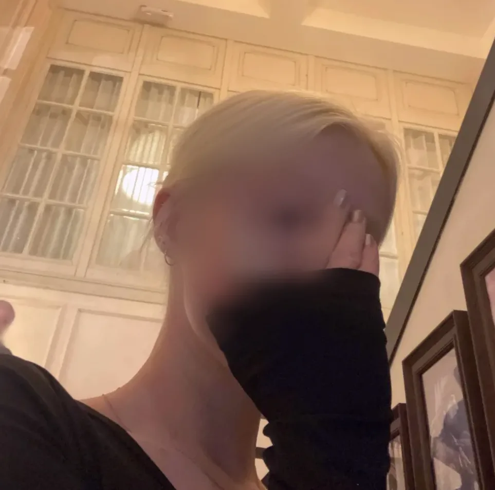 Manuela, 24 anni